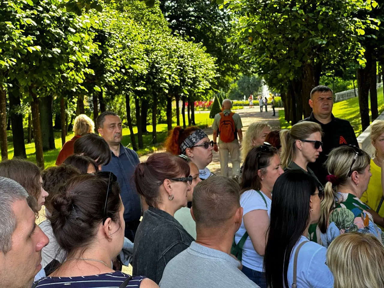 ☀️Сотрудники АО «Нижегородпассажиравтотранс» передают солнечный привет из Санкт-Петербурга!

Коллект