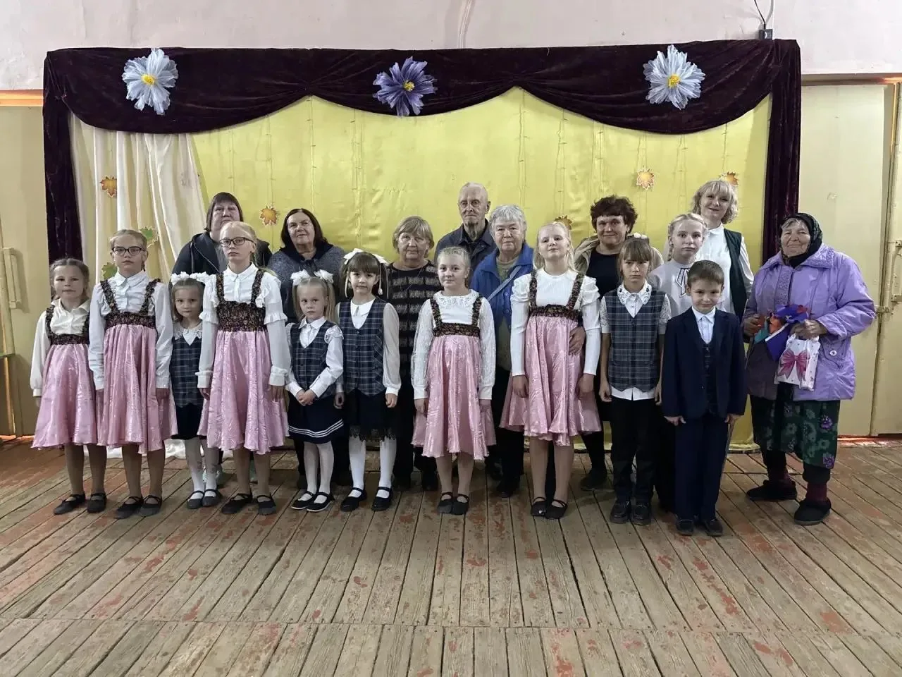 🎉 В Широкинском сельском клубе состоялось концертно-игровая программа, посвященная Дню...