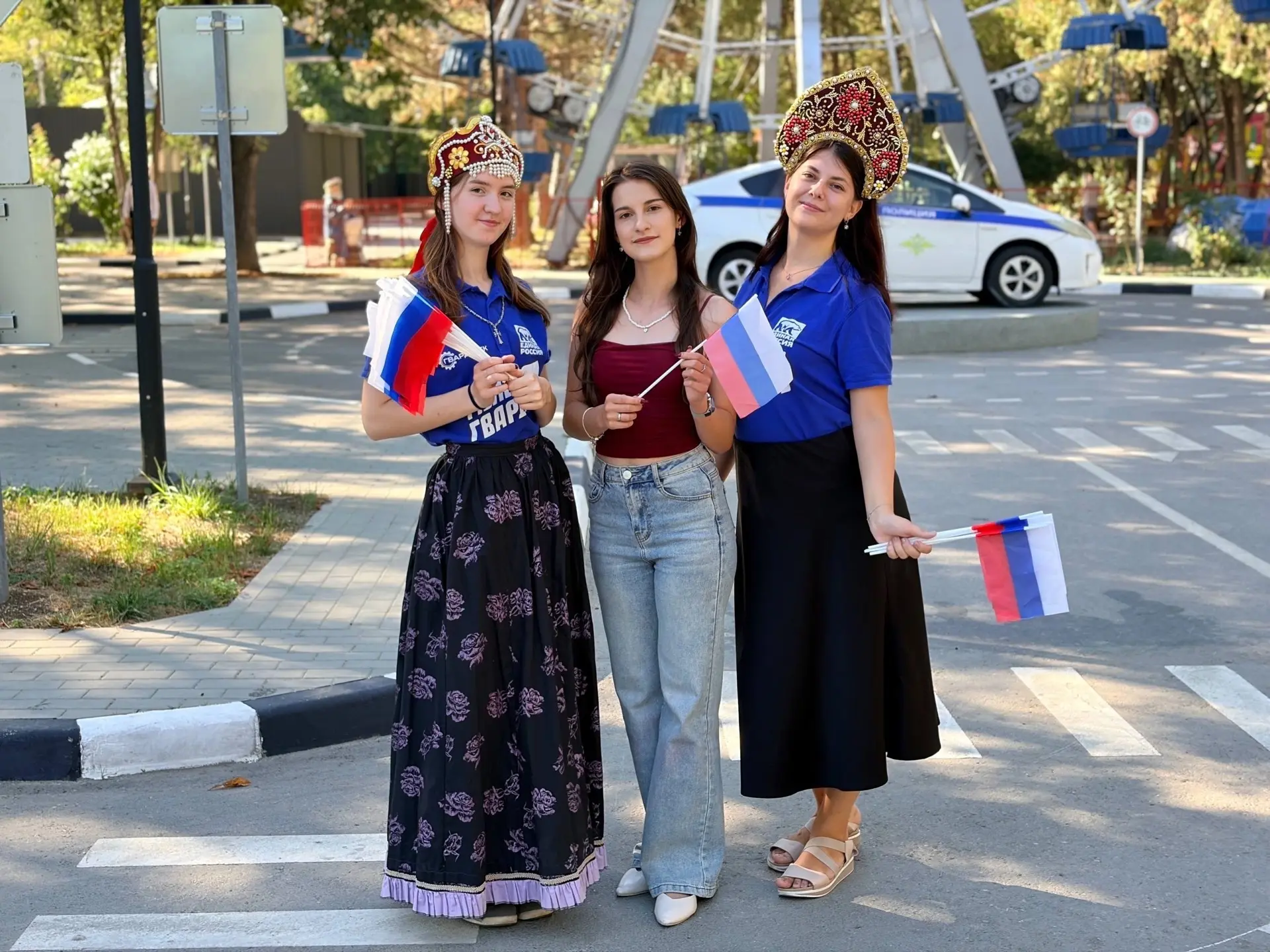 В КУКИиТ отметили День флага России: патриотические мероприятия объединили студентов и ...