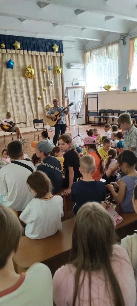 Летние приключения продолжаются!🤩☀
По мотивам настоящих событий ребята искали клад на корабле🚢🛟⚓,