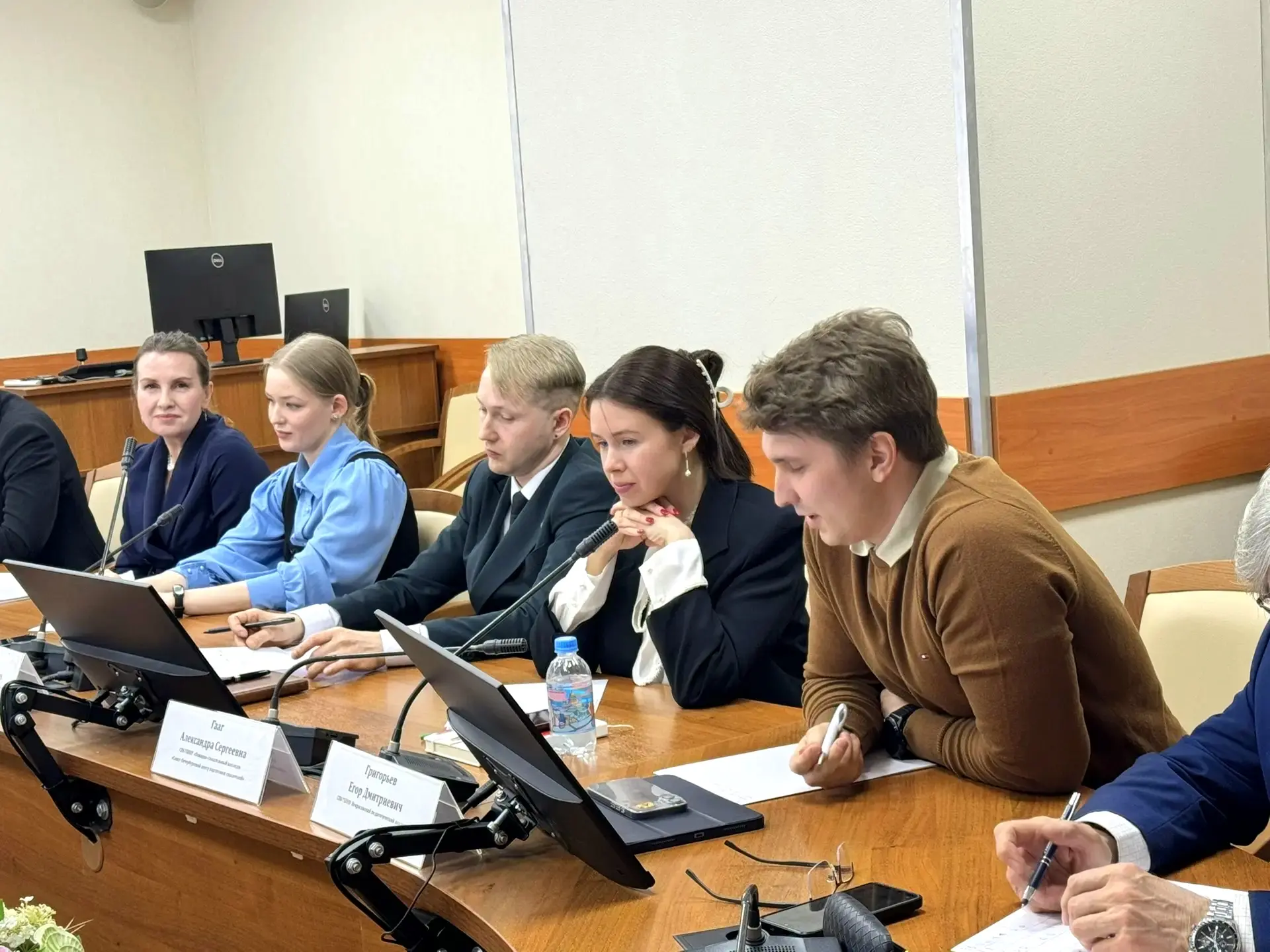 Вчера в Комитете по образованию прошёл заключительный этап конкурса "Преподаватель года"👨‍🏫  Жюри и 