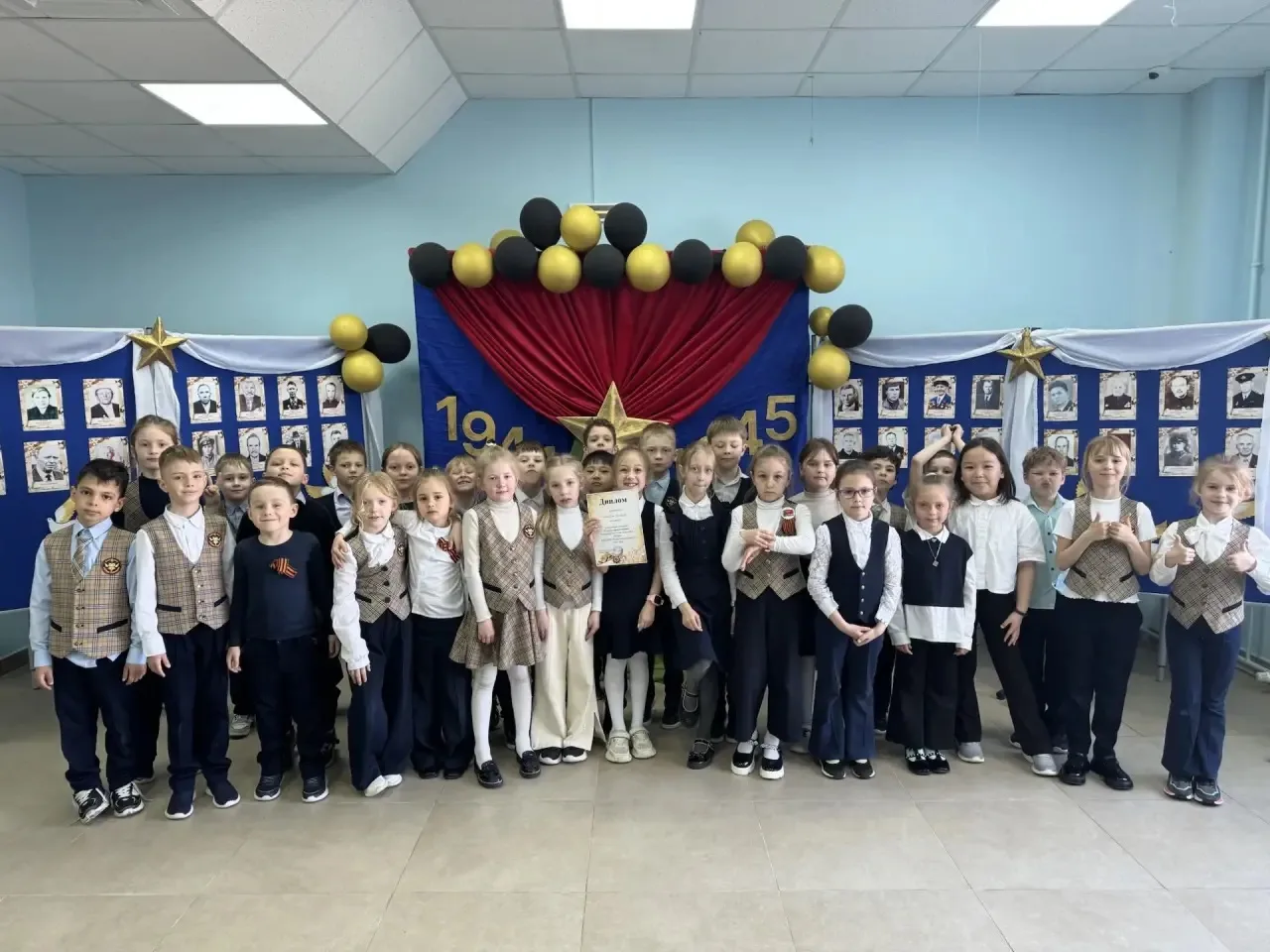 Подводим итоги конкурса «Смотр строя и песни»  🎗️В нашей школе прошёл традиционный конкурс «Смотр ст