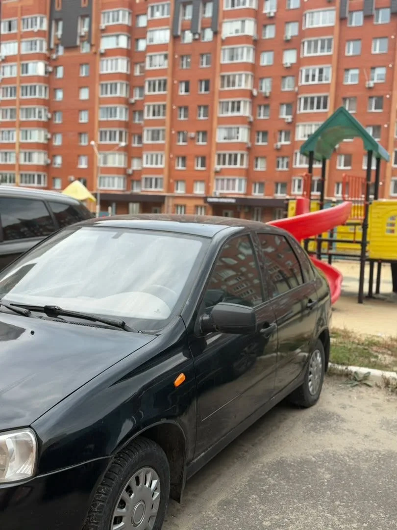 Лада калина в хорошем состоянии, всё идеально работает, масло не ест