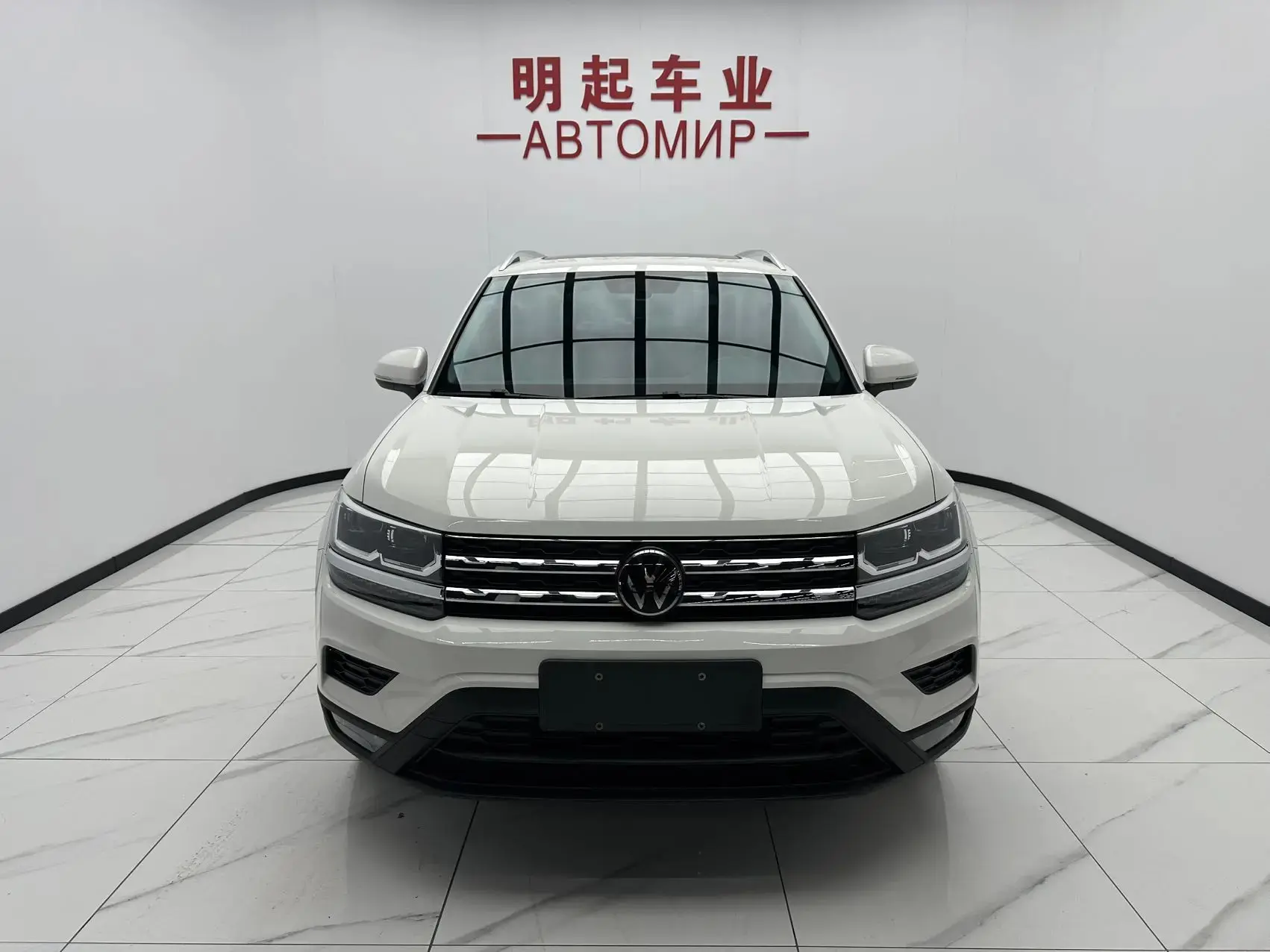 Volkswagen Tharu