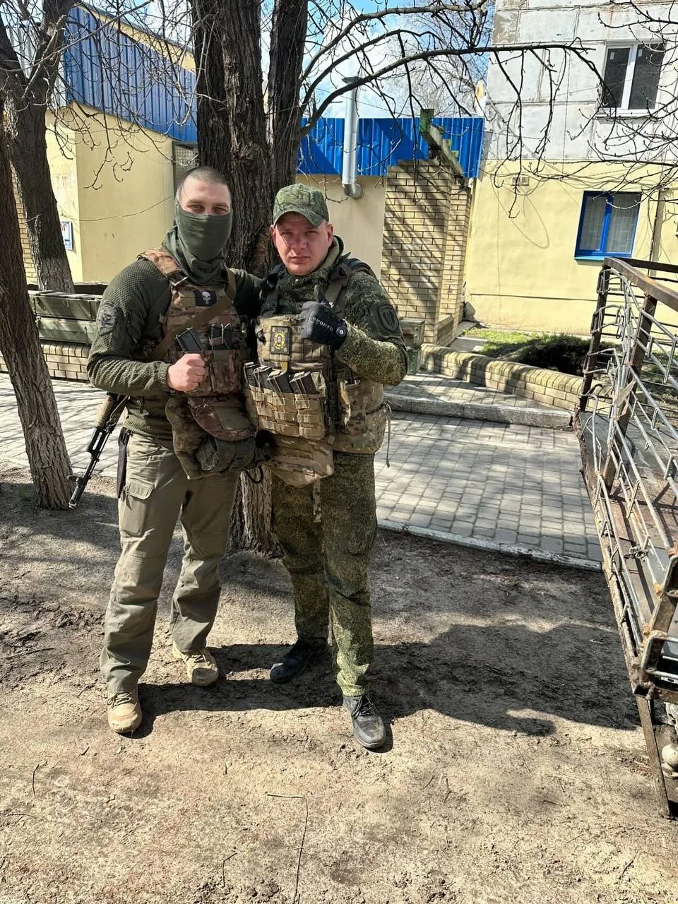 Наши мужчины прислали весточку с передовой 💪🏻

Берегите себя, герои! 🇷🇺❤️

Источник: max.ru/kras