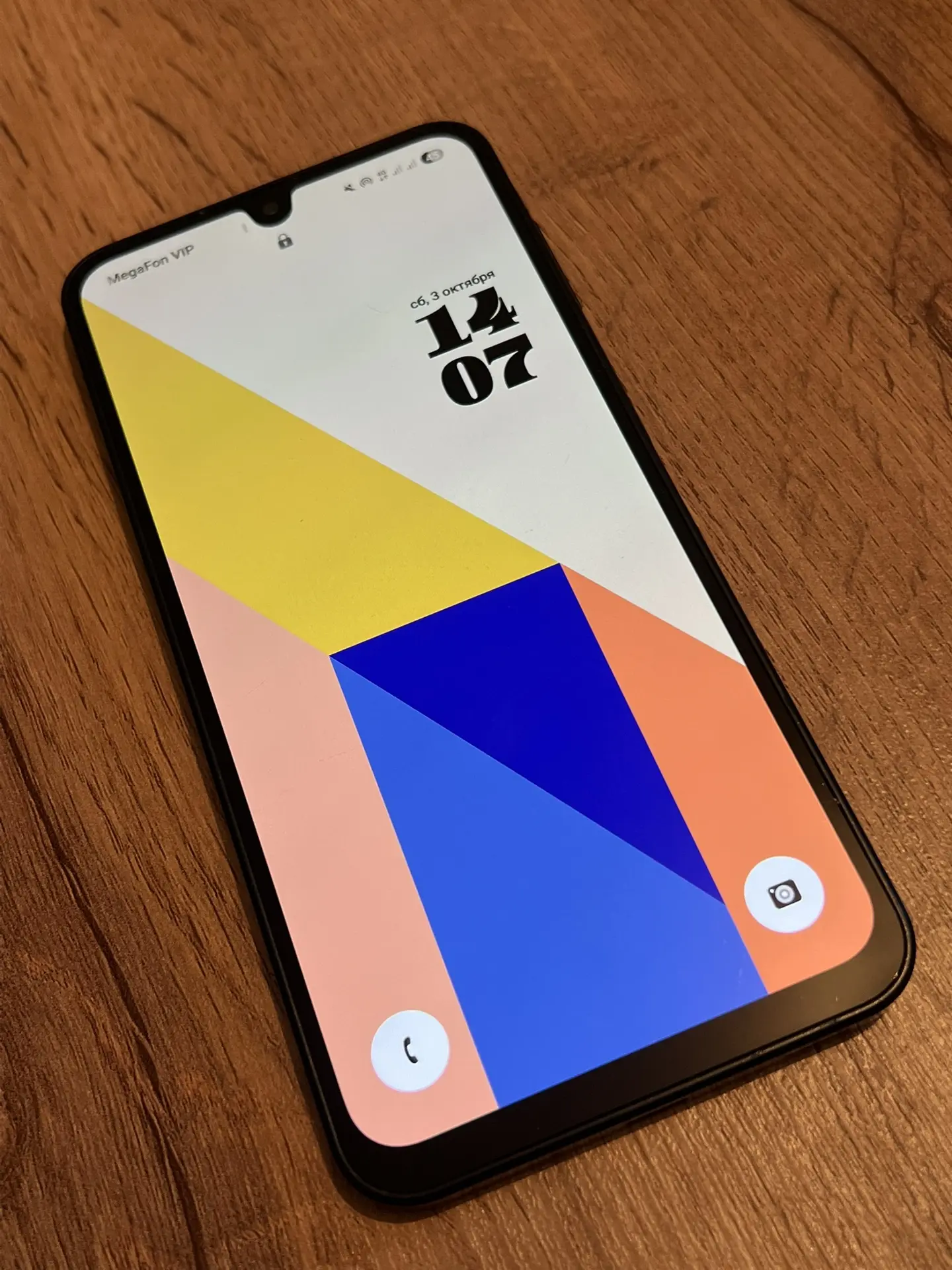 продам Samsung Galaxy A17 128 гб звонить 89232667709