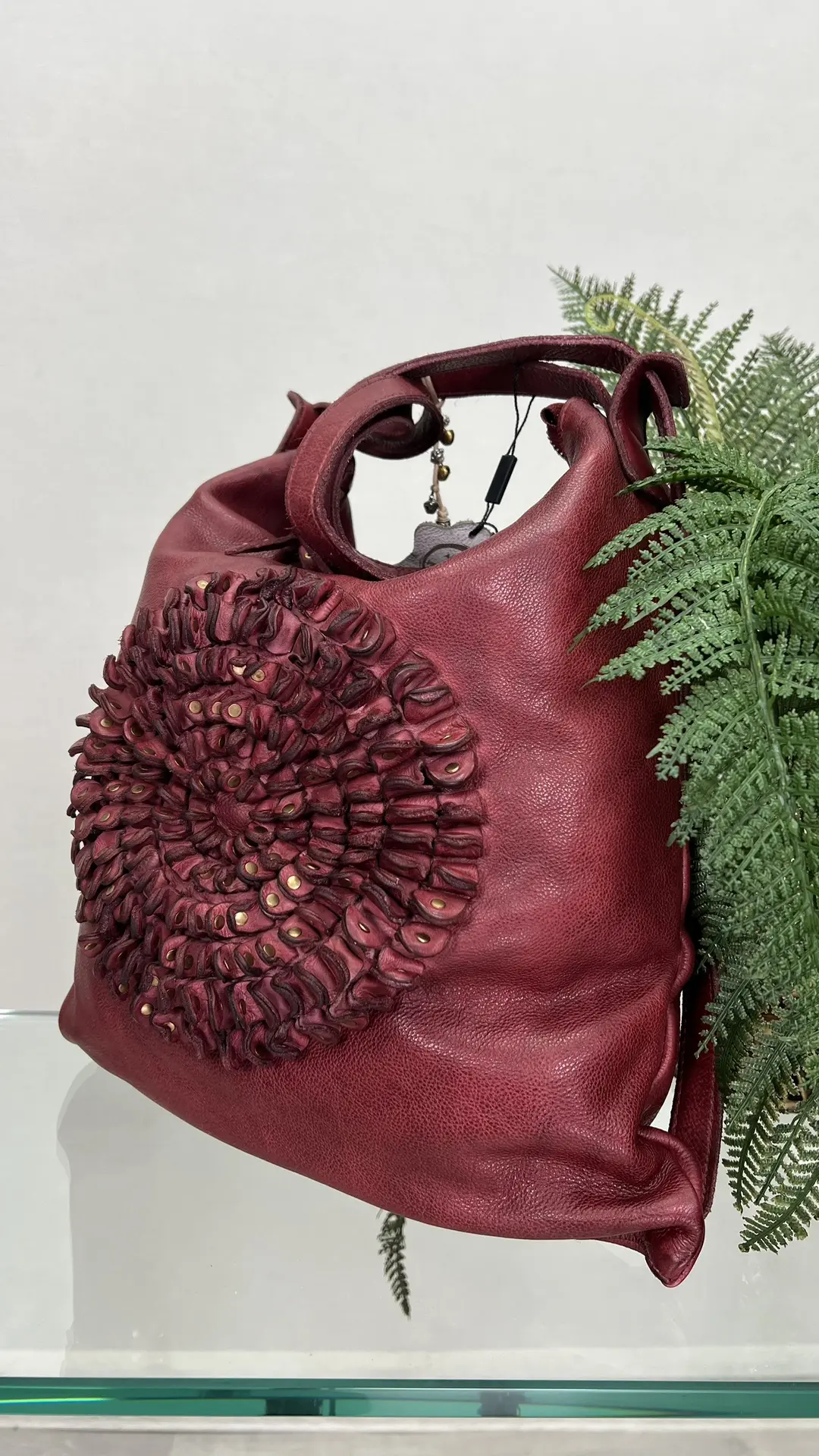 ART VINTAGE luxury 
Ручная работа 

🔸Материал: натуральная кожа буйвола
🔸Цена: 13400₽
🔸Размер: 31
