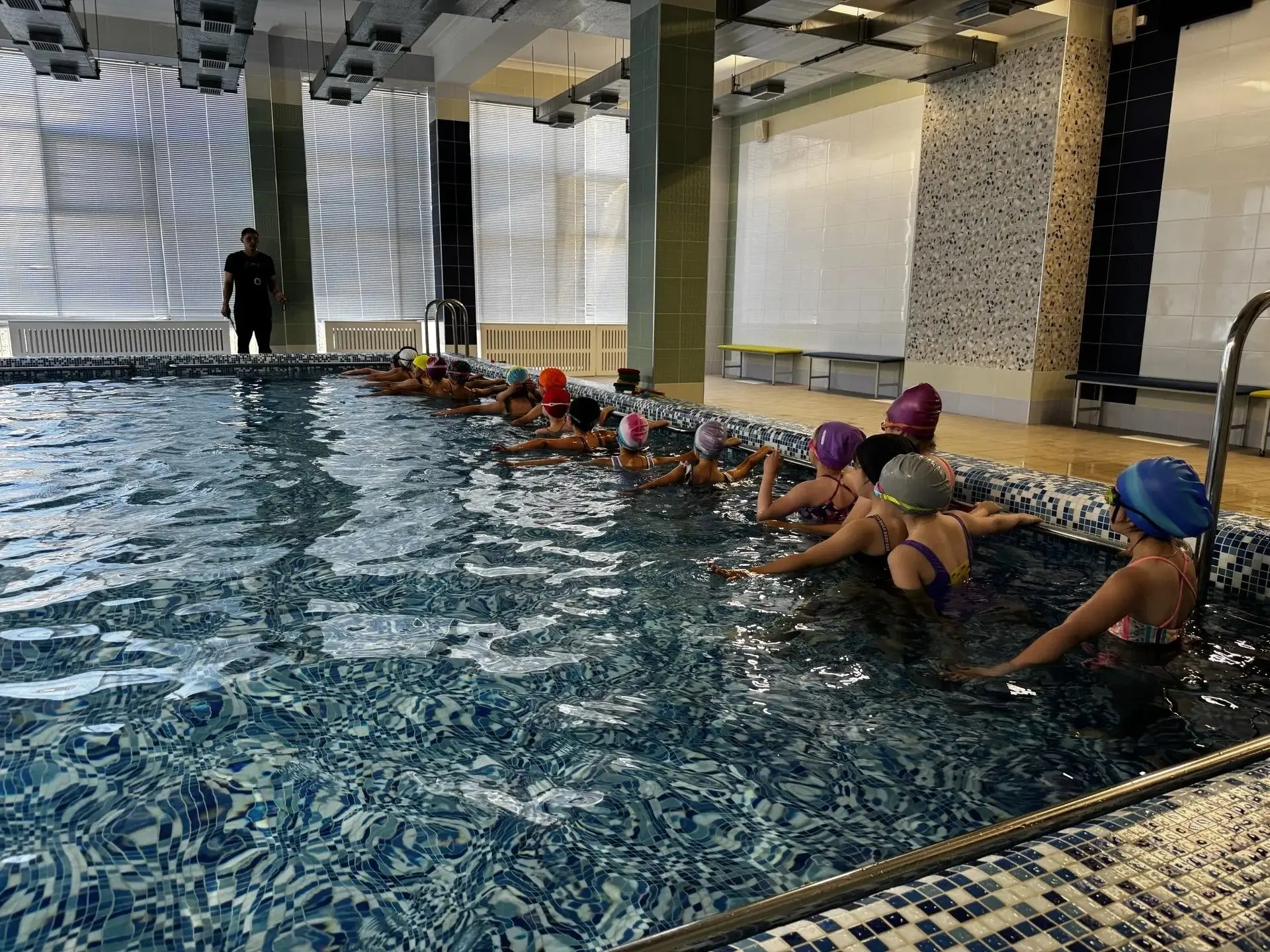 🏊‍♂️ Соревнования по плаванию в лагере «Яркий день»
В лагере «Яркий день» прошли соревнования по пл