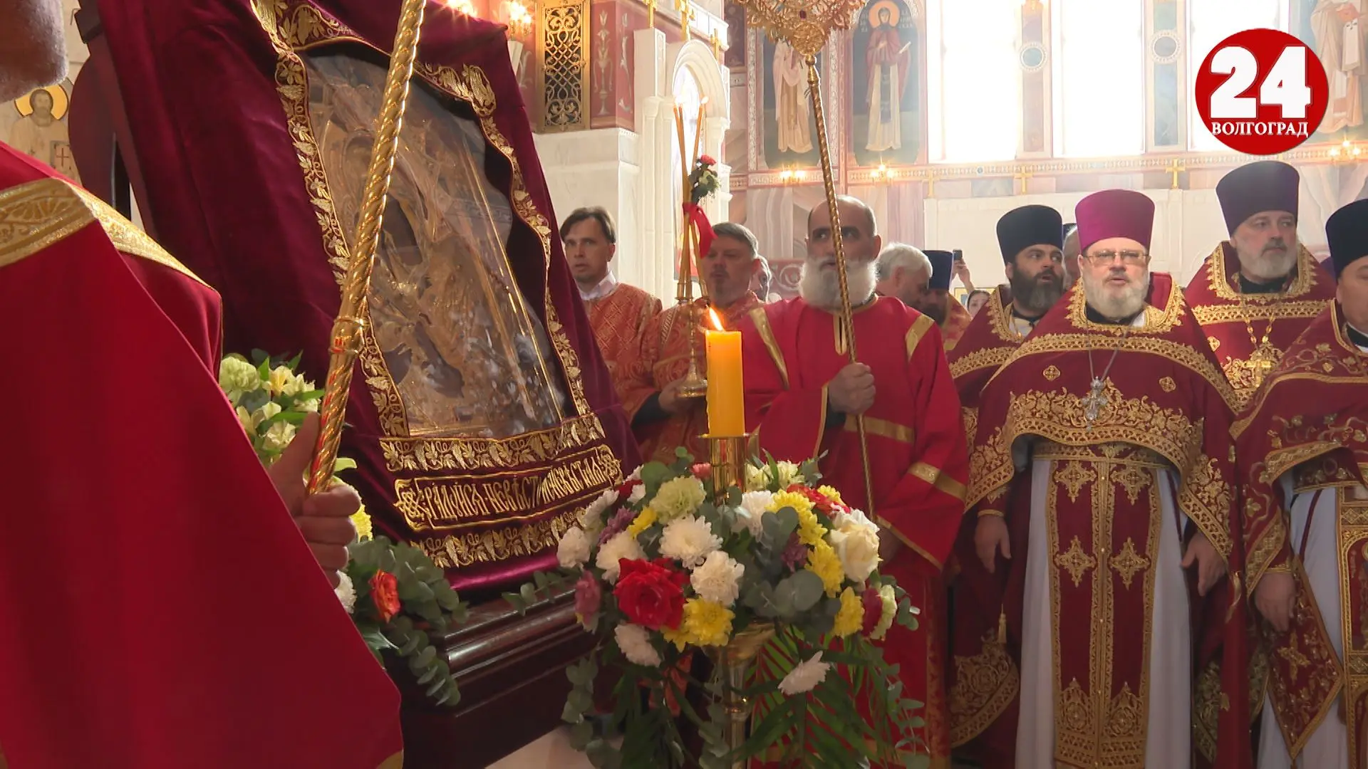 Чудотворную Донскую икону Божией Матери встретили в соборе Александра Невского