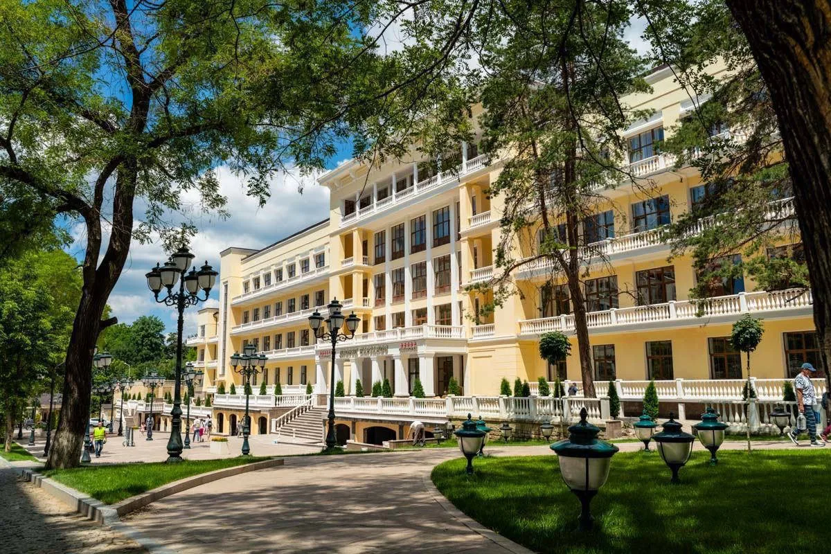 Загрузка гостиниц Ставрополья приблизилась к максимуму

Средняя загрузка гостиниц, санаториев и друг