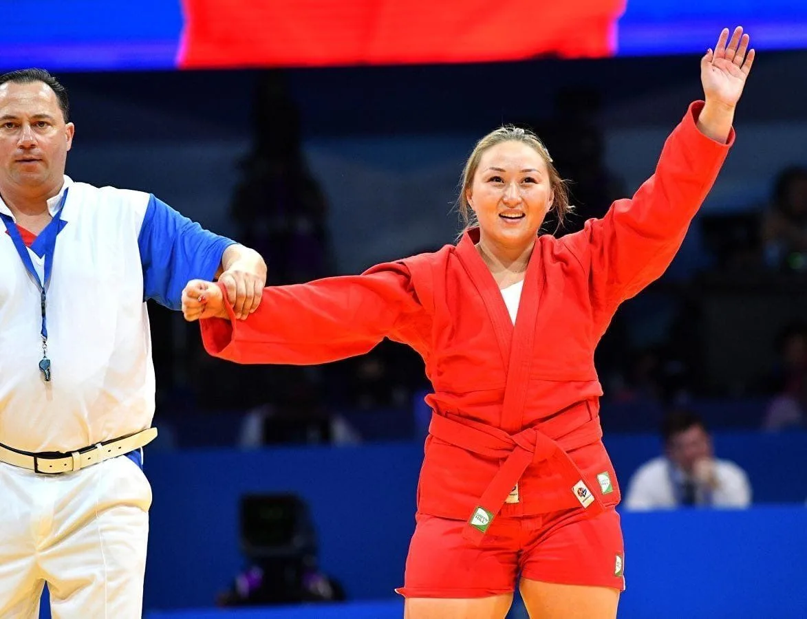 🥋 Соль-илецкая самбистка стала Заслуженным мастером спорта России