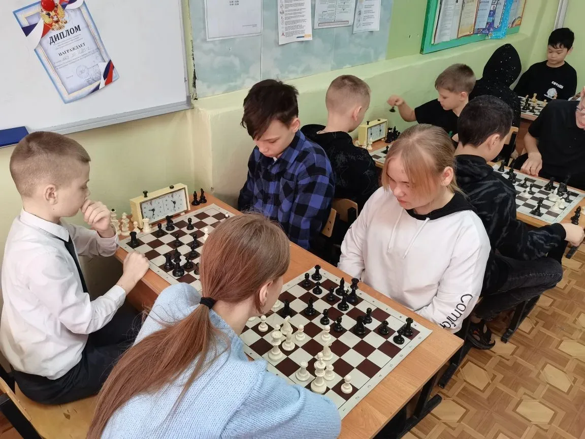 Шахматисты Икрянинской СОШ на турнире ♟️🏆  В Центре дополнительного образования прошел Открытый турн