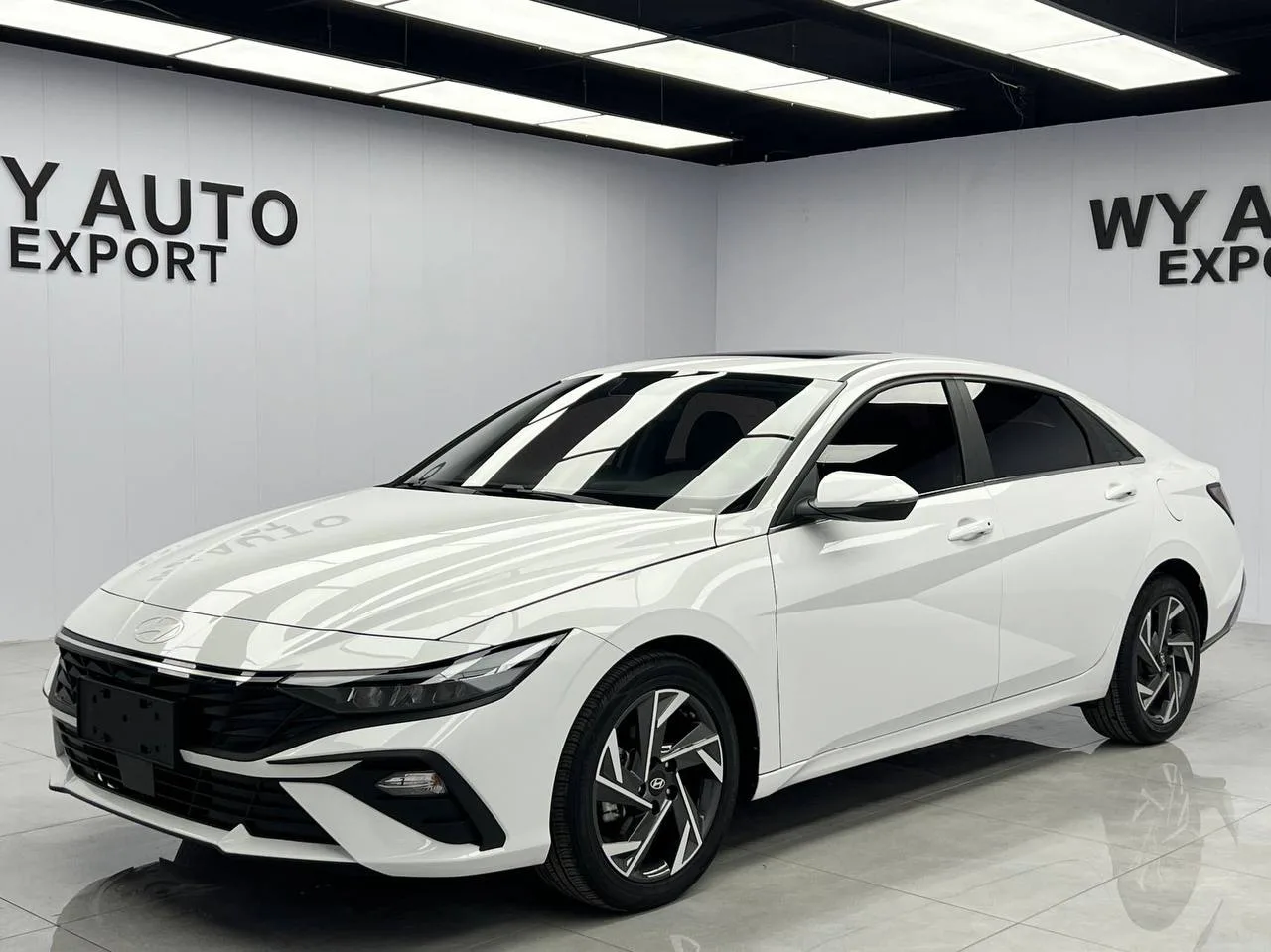 Hyundai Elantra🔥