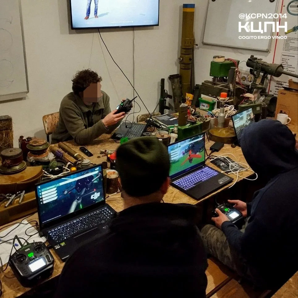 КЦПН провёл гибридное обучение на Mavic и FPV для инструкторов-сапёров батальона им. Карбышева  🪽 Ин