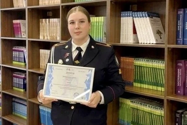 Курсант 213 взвода Елизавета Карманова завоевала 1 место и стала победителем VI Всероссийского откры