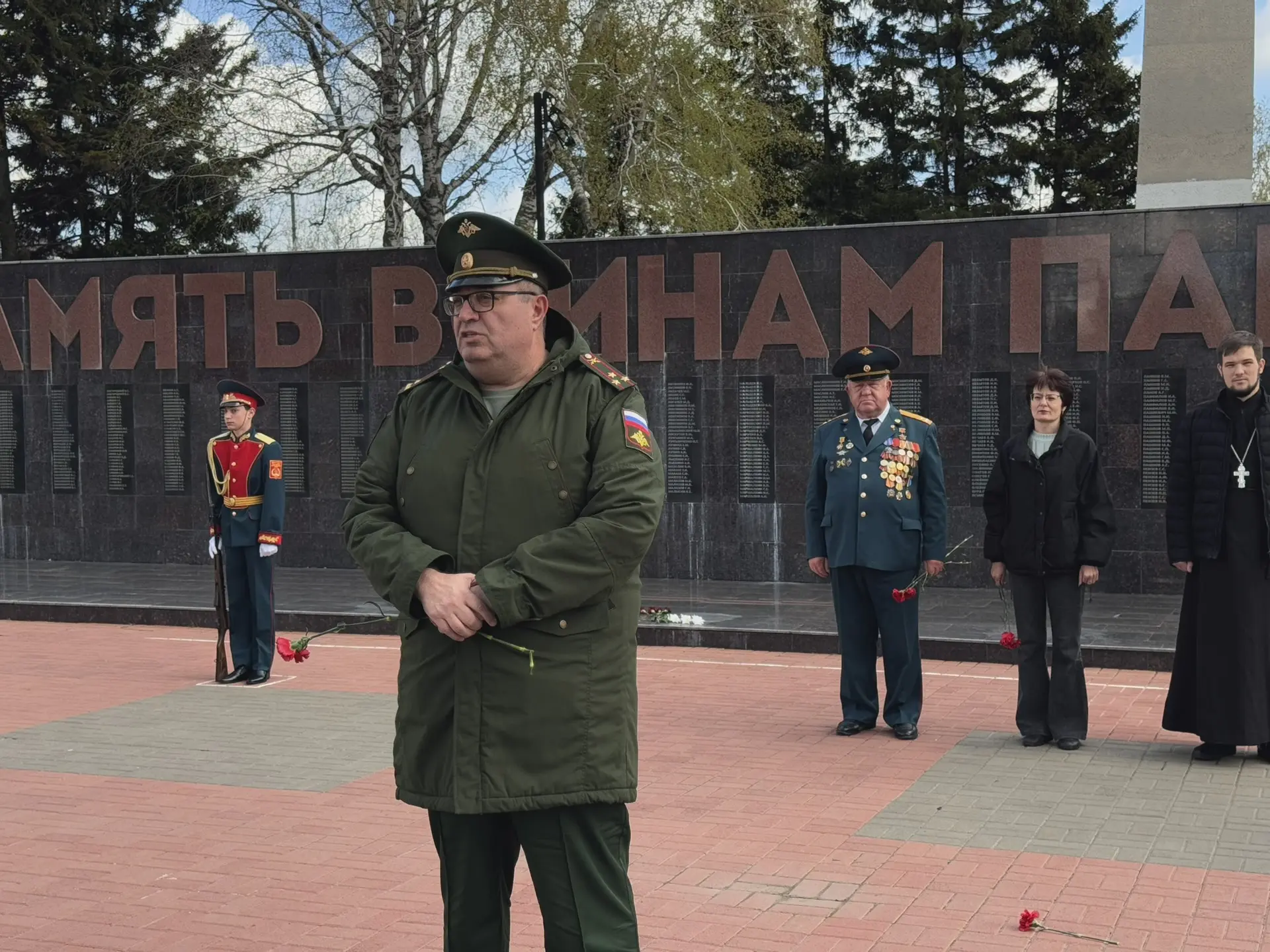 10 апреля на мемориале «Огонь Вечной Славы» прошёл День призывника!  С напутственными словами к буду