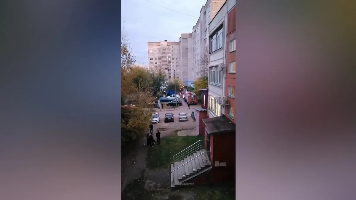 Экстренные службы съехались к дому на Комсомольском проспекте в Твери