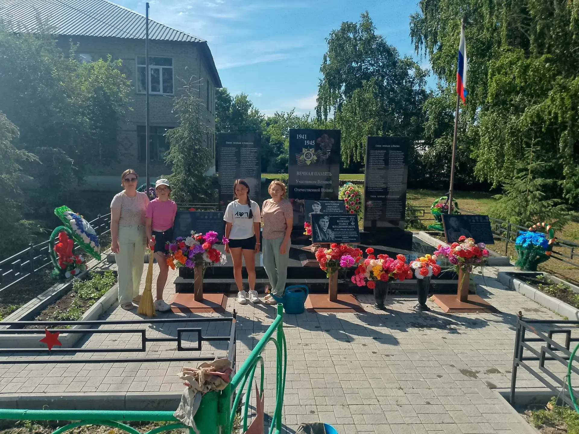 🗓️ 19 июня, в преддверии важной даты 22 июня (Дня памяти и скорби) 🕯️, специалисты МКУ КДО «Элегия