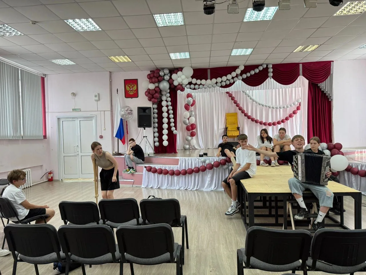 ЛЕТО 2026
Театральный разновозрастный отряд 🎭 
Увлекательные занятия набирают обороты!
Уже начинает