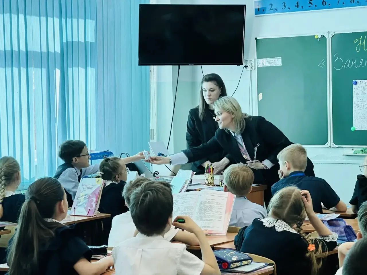 🧸На днях в 3 «Г» классе совместно с классным руководителем Егоренковой Ольгой Алексеевной, учениками