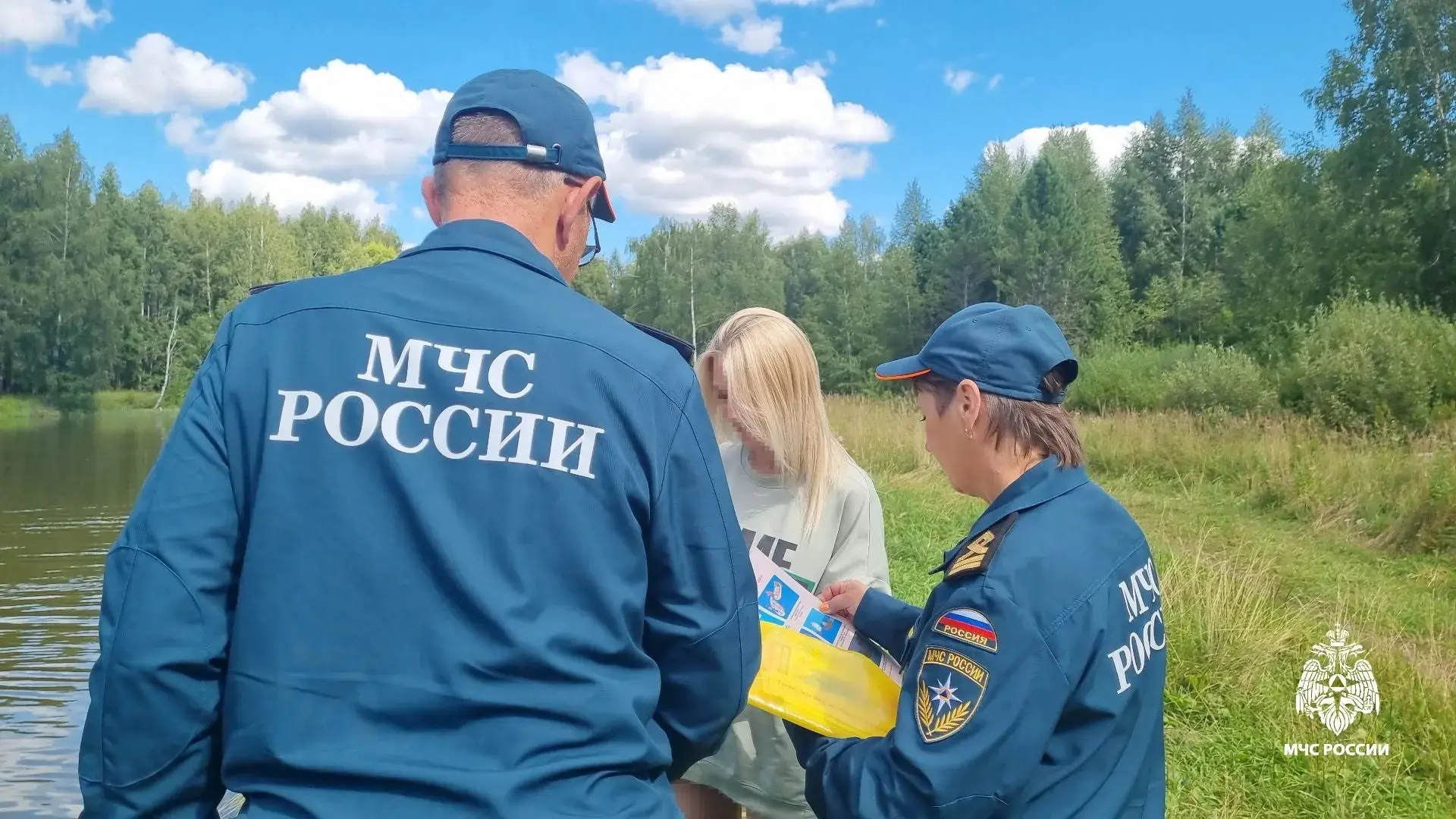 В области официально завершился купальный сезон