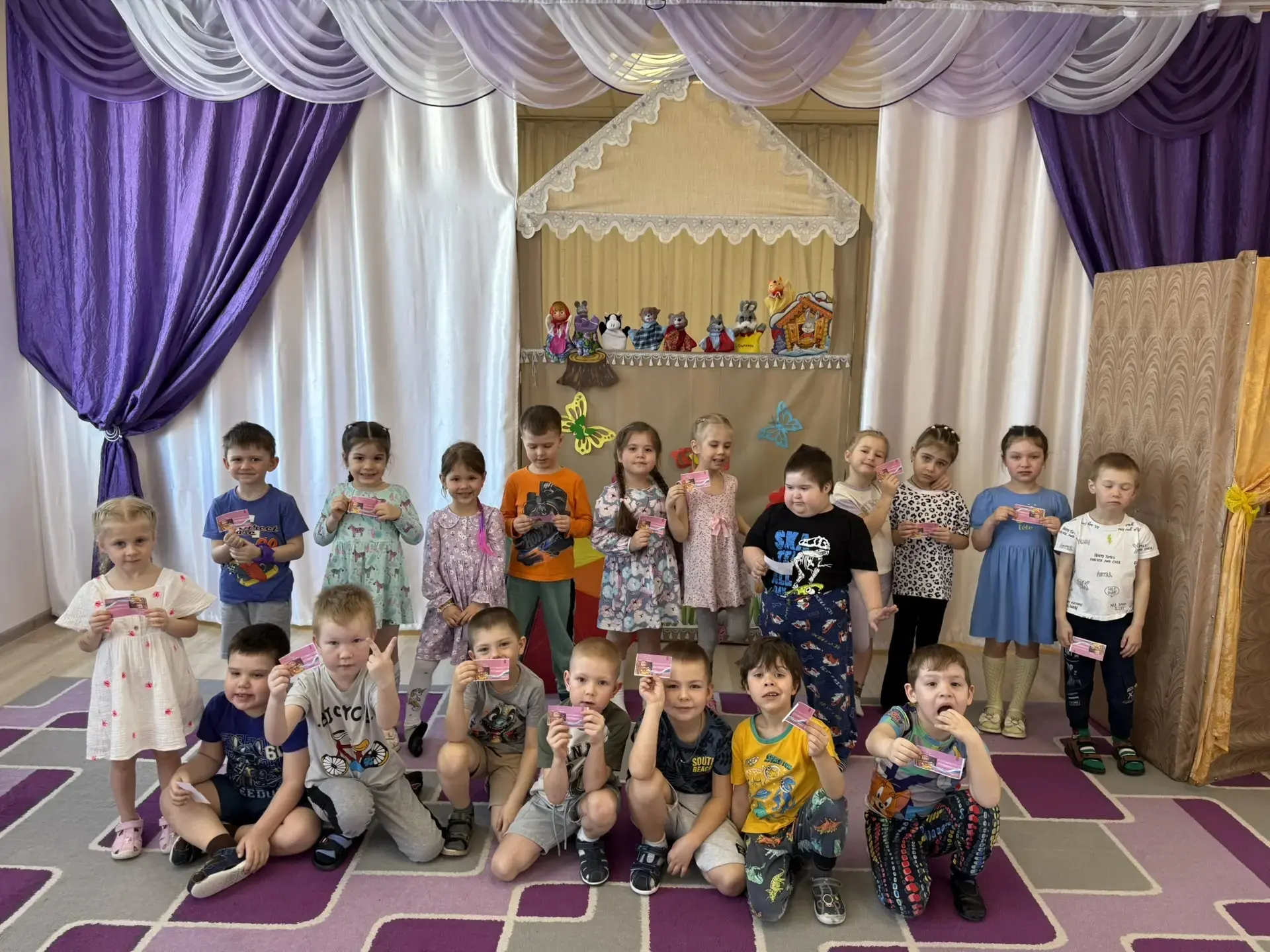🌈🌈🌈 В нашем детском саду прошла благотворительная ярмарка.Для детей была показана ск...