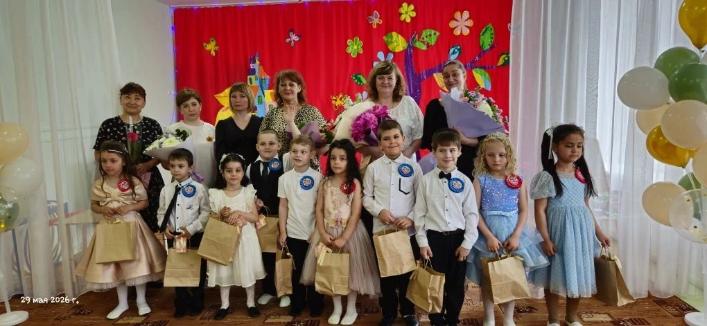 🎉 Звездный выпускной в нашем детском саду! 🌟