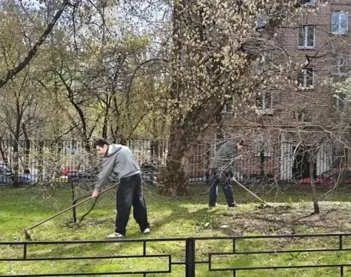 🌨️ЗАВЕРШАЕМ ВЕСЕННЕЕ БЛАГОУСТРОЙСТВО!😉   🧹Апрельское благоустройство и субботники удались на славу! 
