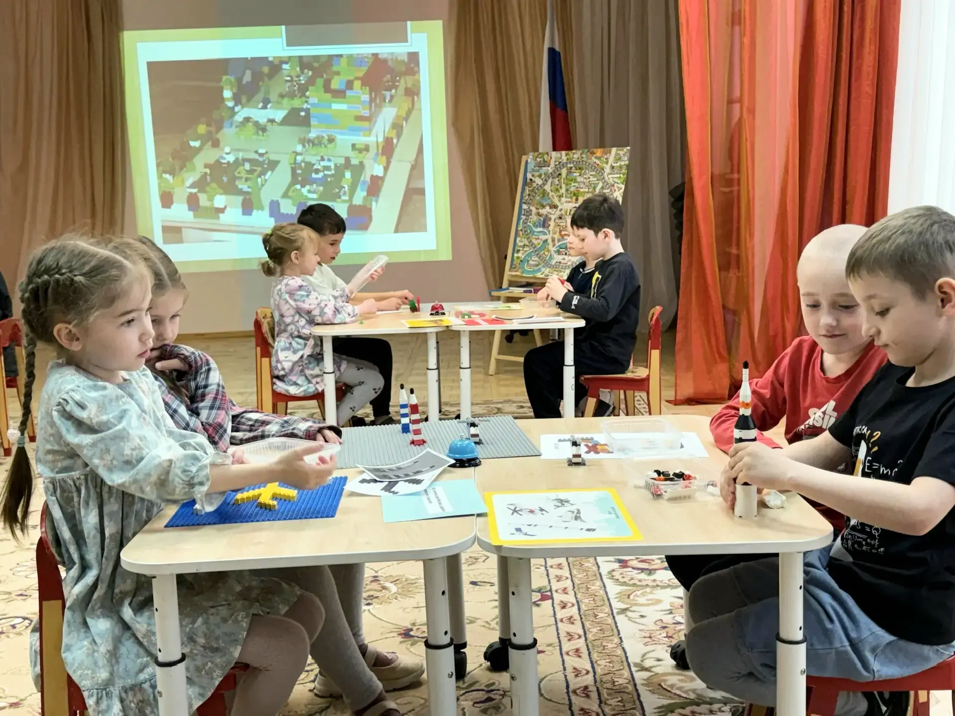 Обмен опытом в рамках Проекта «Содружество»  🧑‍🏫 27 апреля педагоги нашей школы приняли участие в се