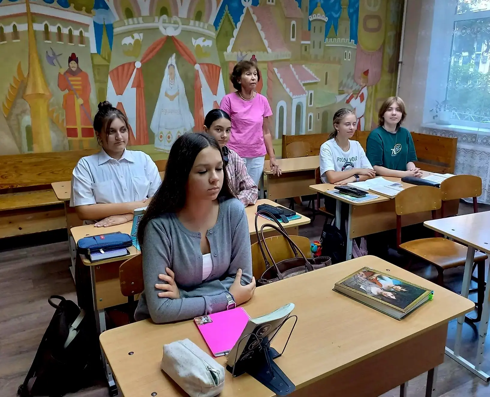 ✨ «Дмитрий Шостакович и его время»: классный час в день рождения гения.
