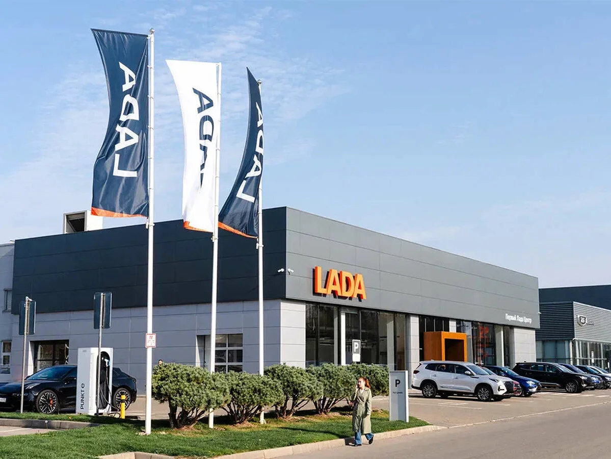 Первый Лада Центр - LADA с выгодой до 400 000 ₽