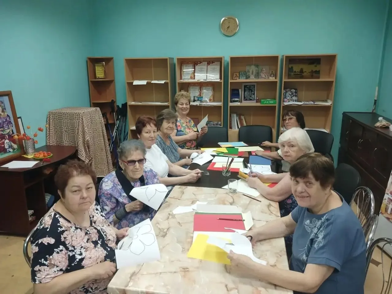 Вяземский КЦСОН
Клуб «Активное долголетие. Вязьма»
«Готовимся ко Дню России»
 
В клубе «Активное дол