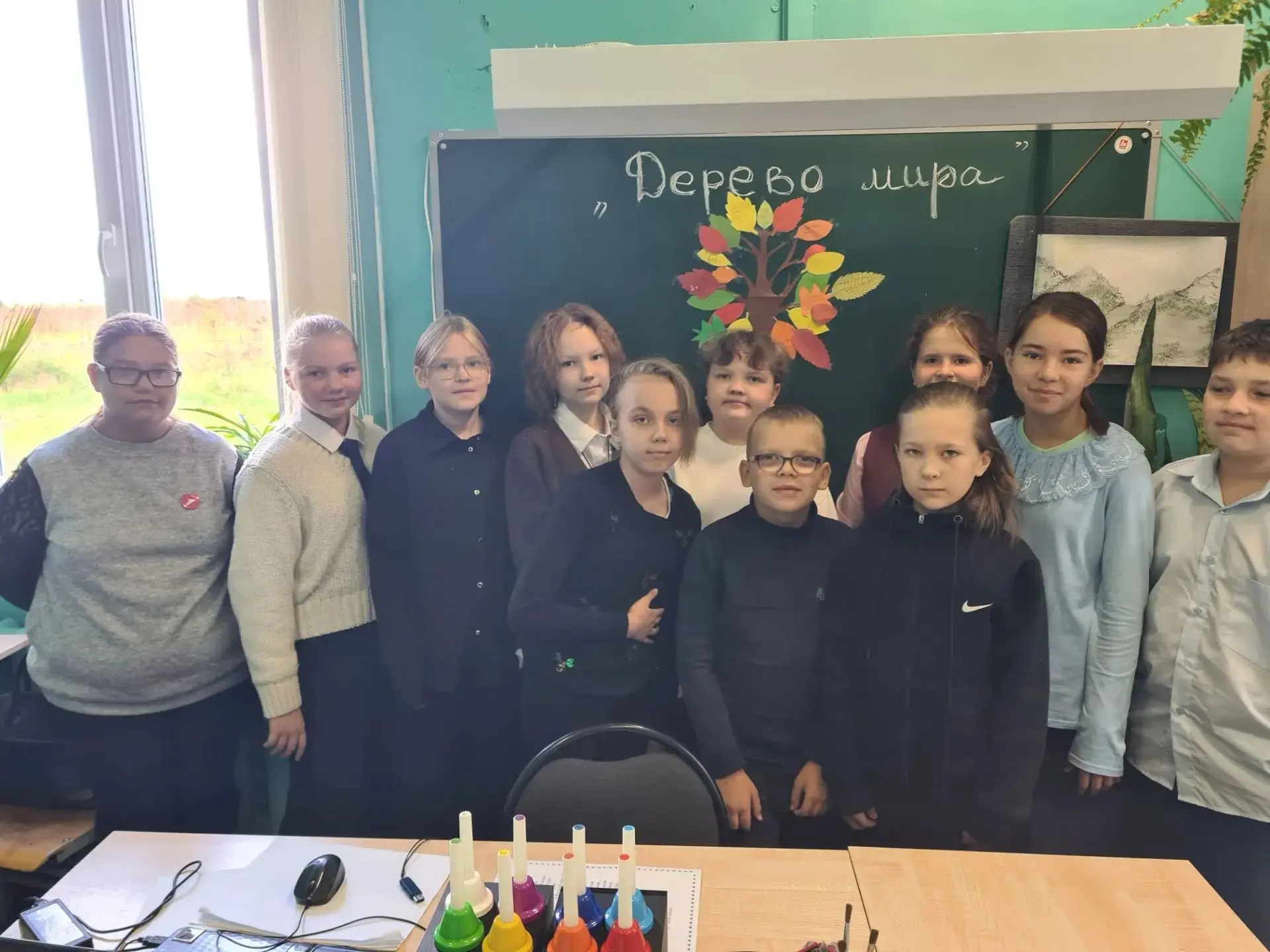 🇷🇺Сегодня учащиеся нашей школы приняли участие во   Всероссийской акции «По следам ге...