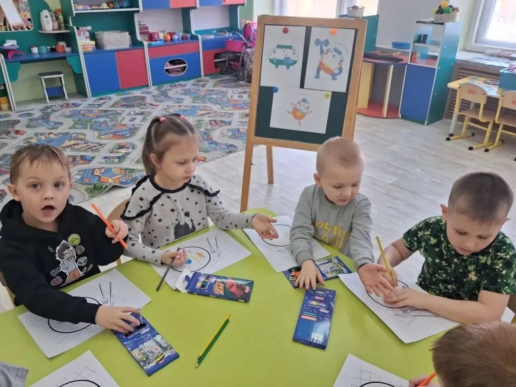 🥦 Витаминные эксперты: погружение в мир здоровья и воды! 💦  В подготовительной группе прошло третье 