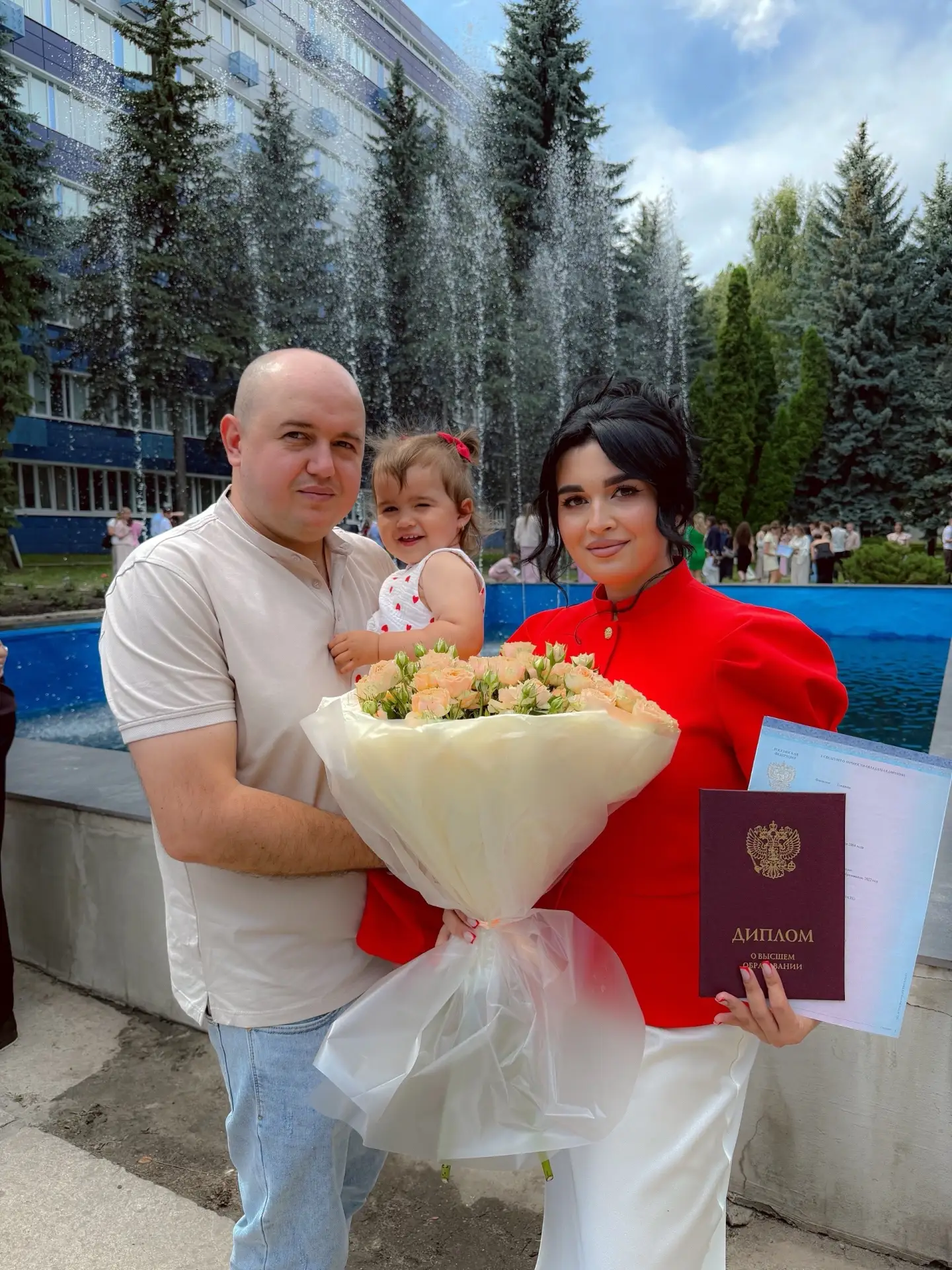 Выпускной ЮЗГУ в кругу семьи