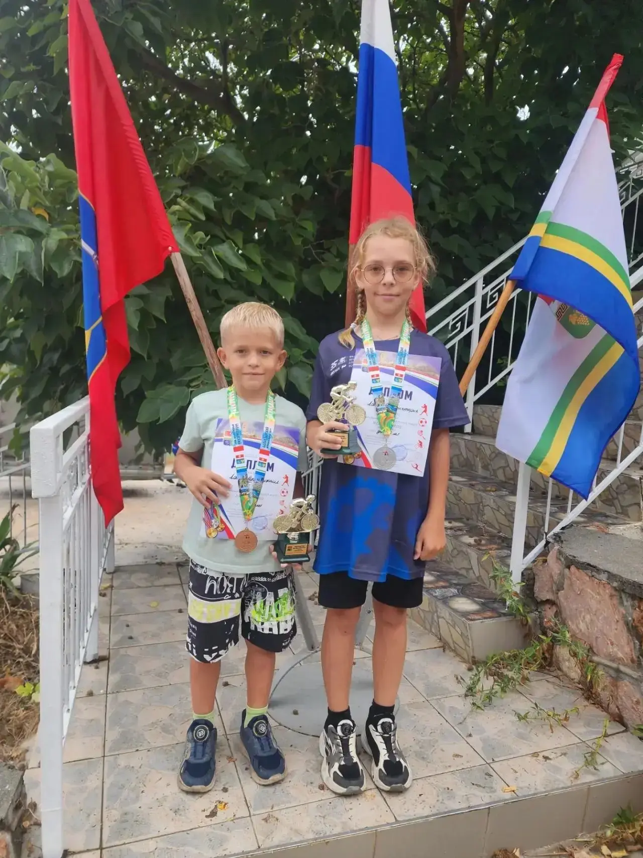🚴‍♀️🏆 Новые спортивные достижения наших учеников! 🏆🚴‍♂️
