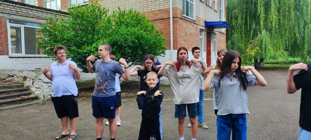 🕯️ ДЕНЬ ПАМЯТИ И СКОРБИ В ОТРЯДЕ «ЛИДЕР» 🕯️

В 6 отряде этот день начался с особой атмосферой…

☀️