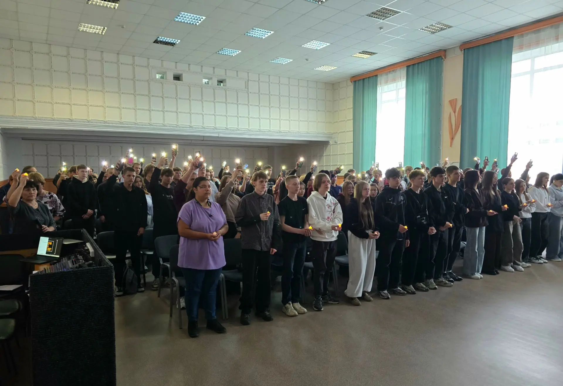 Сентябрьский звонок оборвался свинцом,