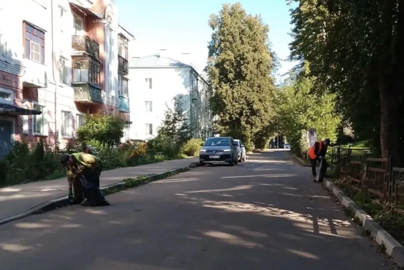 МКУ «Спецавтохозяйство г. Алексин» ежедневно поддерживает чистоту в городе