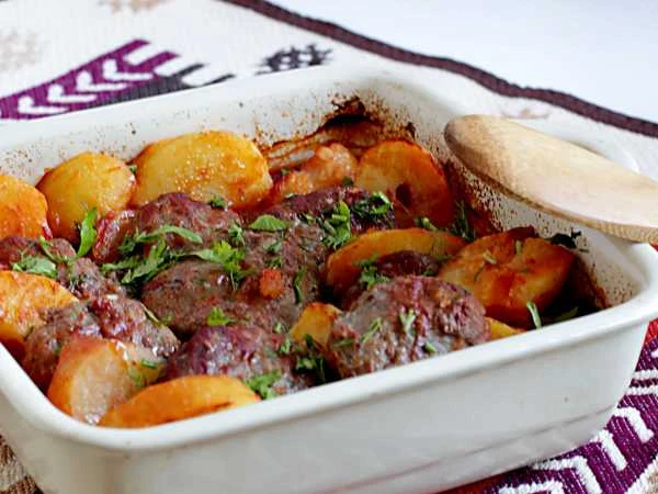 Котлеты с картошкой в духовке😍