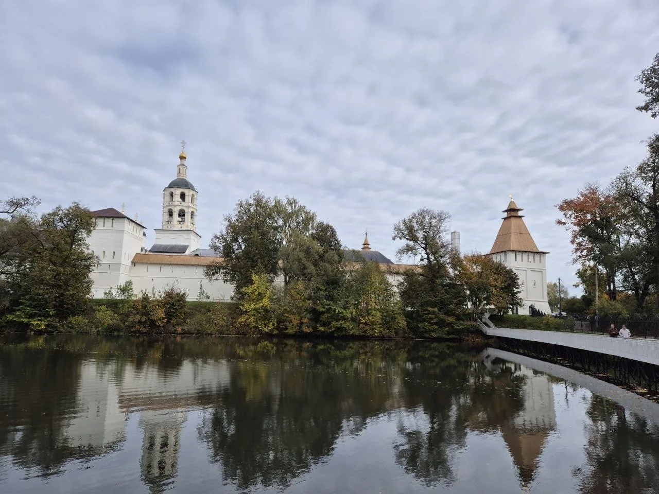 🍂⛪️На выходных с семьей посетили мужской монастарь Свято-Пафнутьев Рождества Богородиц...