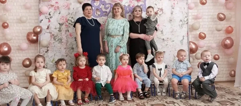 🌷🎉 В младшей группе «Бусинки» прошел замечательный праздник, посвященный 8 Марта! 🎉🌷