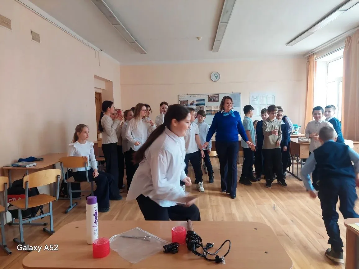 11.03.2026г. специалист по профориентации Центра занятости населения г. Большой Камень Анной Юрьевно