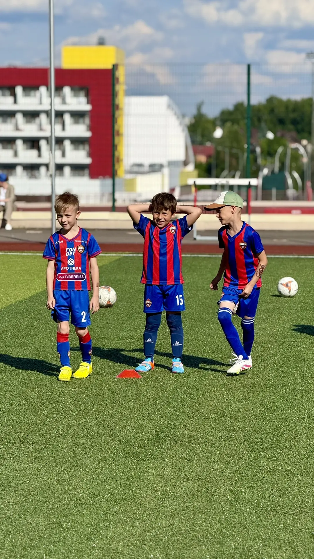 ДЮФА ПФК ЦСКА Куркино-Новогорск
⚽️ Подобрать группу
📞 Связаться: +7-916-101-19-11