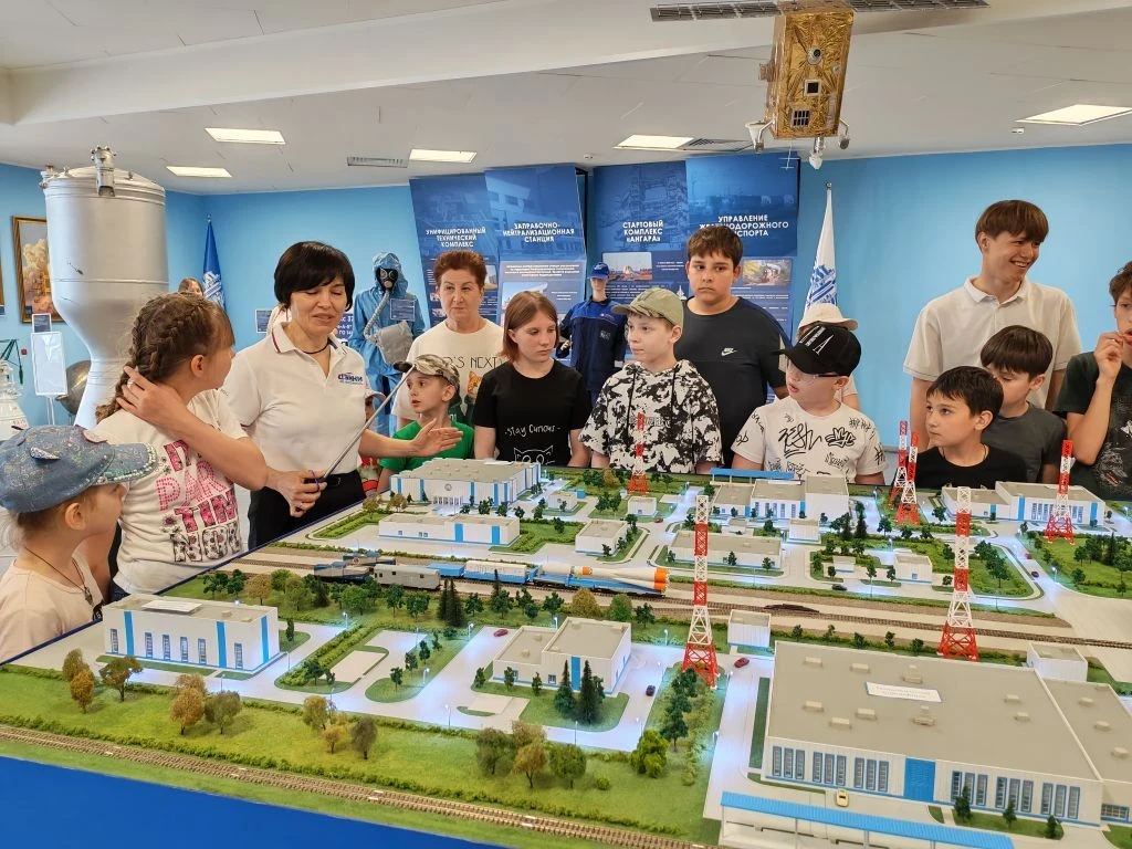 🌍Ребята из Шимановского социально-реабилитационного центра смогли немного приблизится к космосу, он