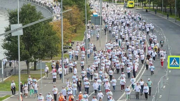 В Москве пройдет «День ходьбы» — массовая прогулка вдоль живописной набережной.
