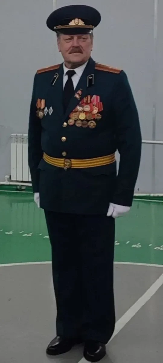 От всего школьного сердца сегодня, 13 мая, мы поздравляем нашего дорогого Евгения Викто...