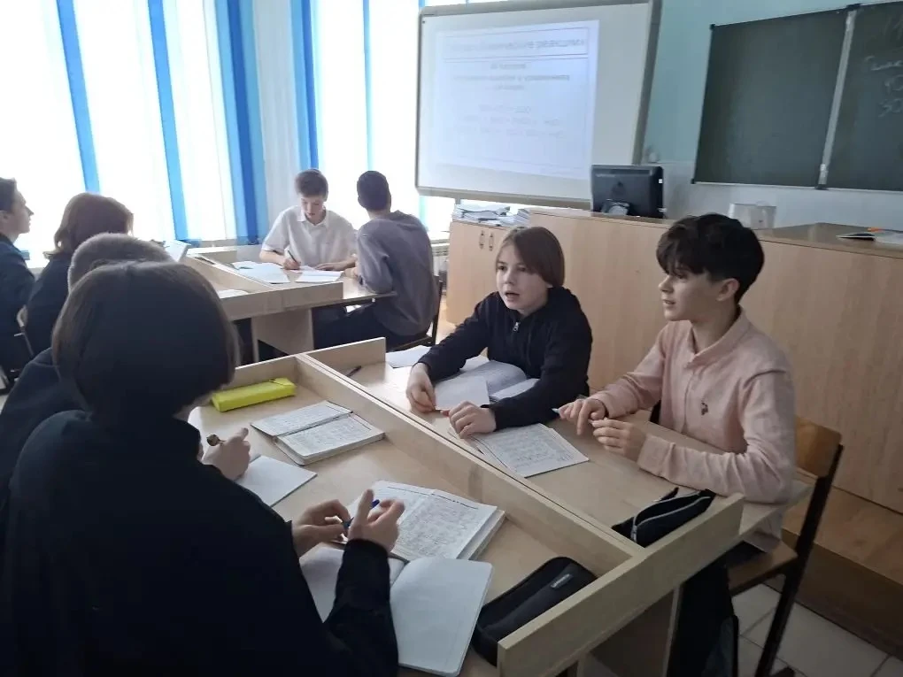 Химический квиз на обобщение и систематизацию знаний ! 🔥  Вот и пролетело время первых открытий в хи