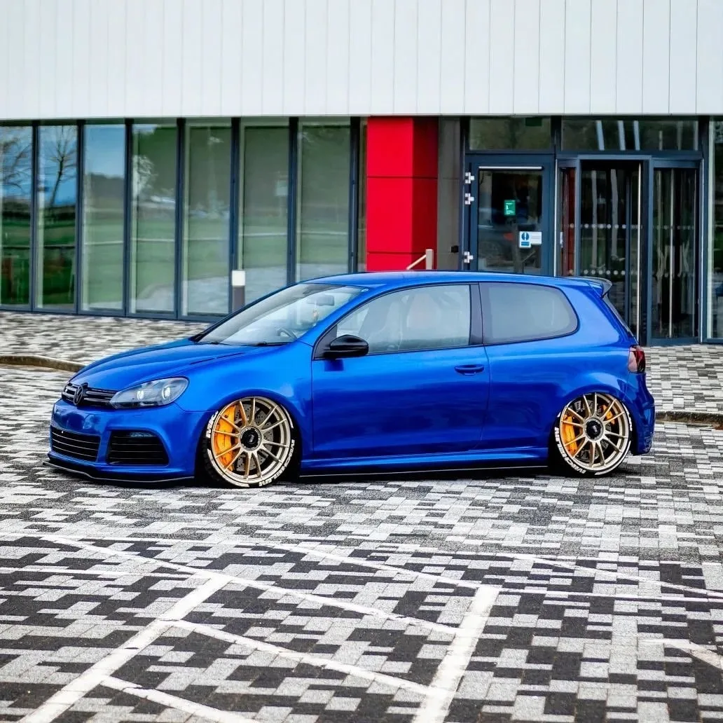 Фото