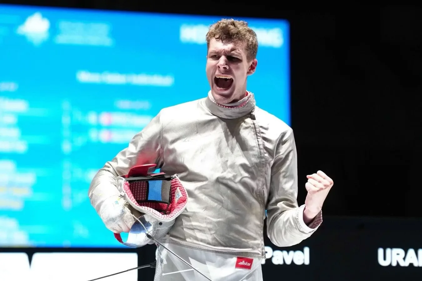 Павел Граудынь выиграл первое российское золото чемпионата мира по фехтованию после возвращения сбор